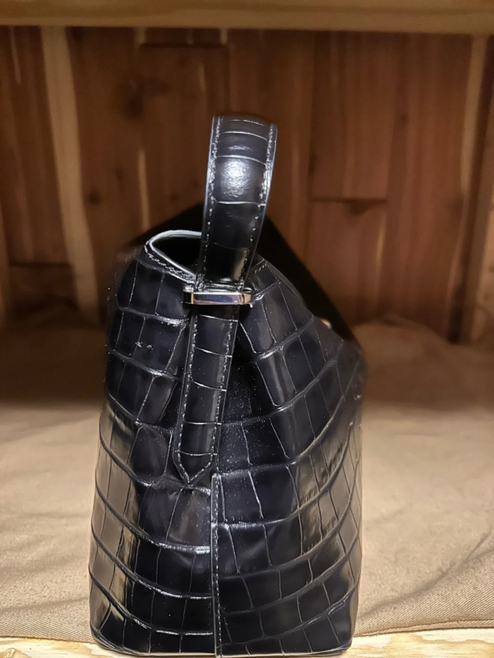 BRAND NEW! BLACK AND SILVER TOTEME T-lock croco-embossed top handle - Picture 6 of 16